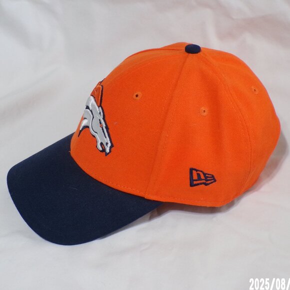 DENVER BRONCOS NEW ERA ( 9FORTY ) NFL ADJUSTABLE CAP/HAT - Picture 4 of 12